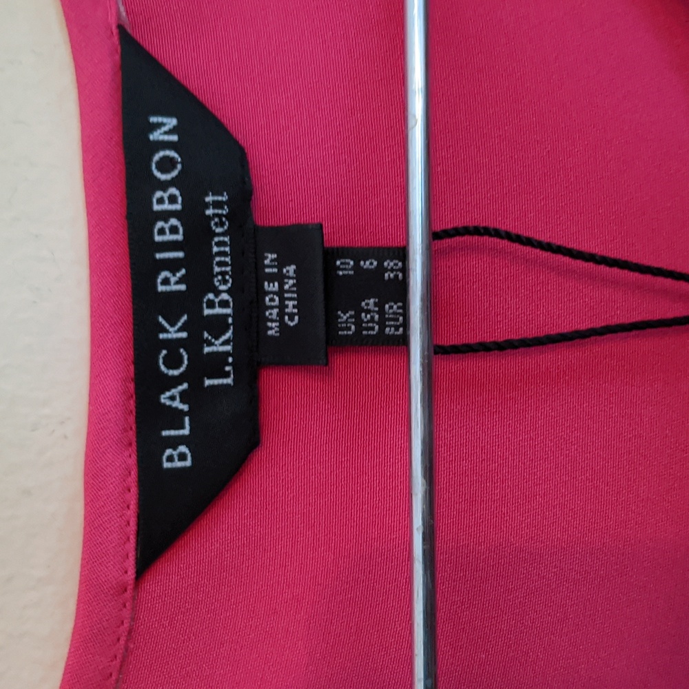 L.K. Bennett 💯 Silk Fuchsia Top Size 6 - Picture 2 of 5